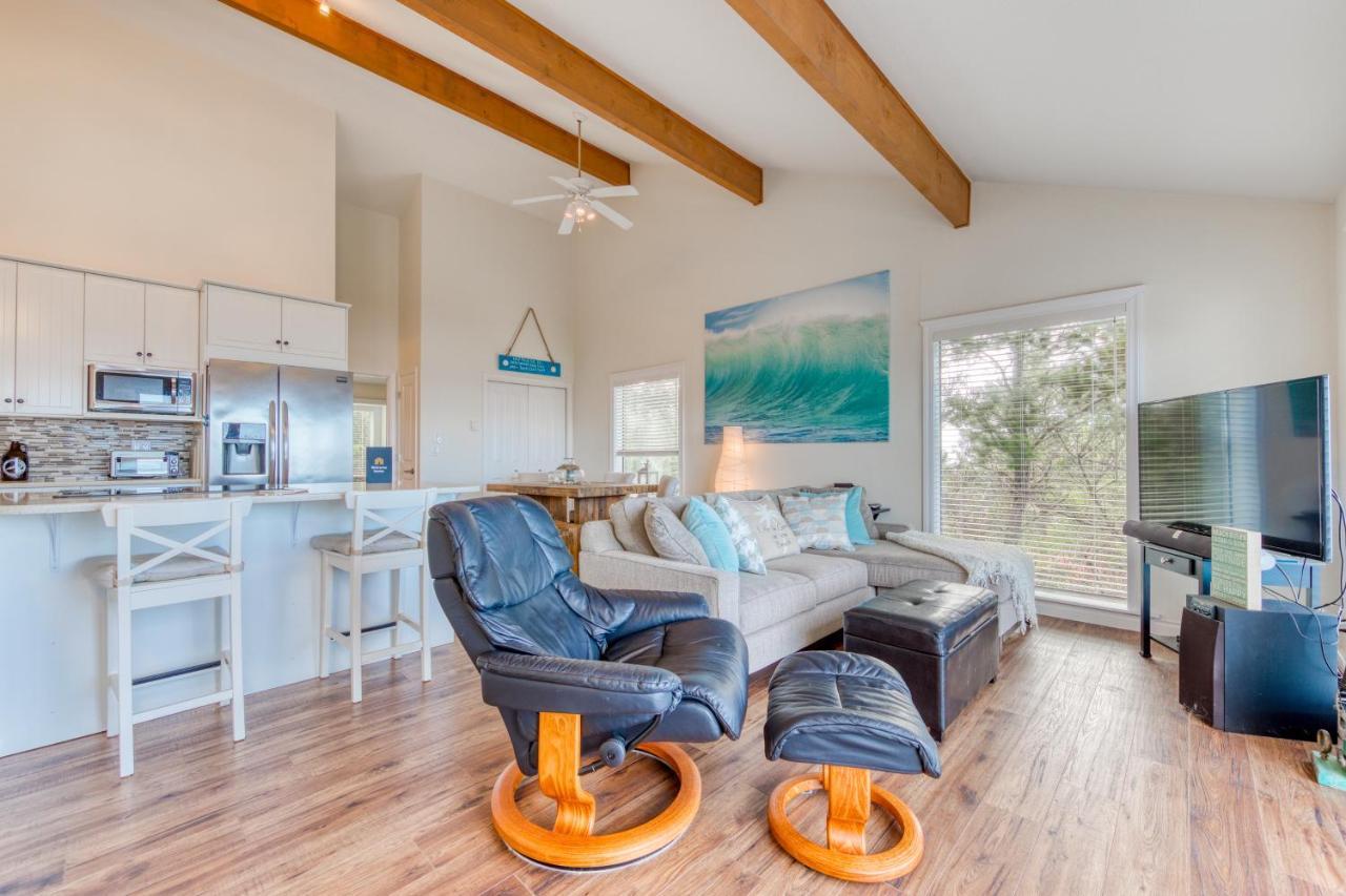 Coastal Comfort Oceanside Esterno foto